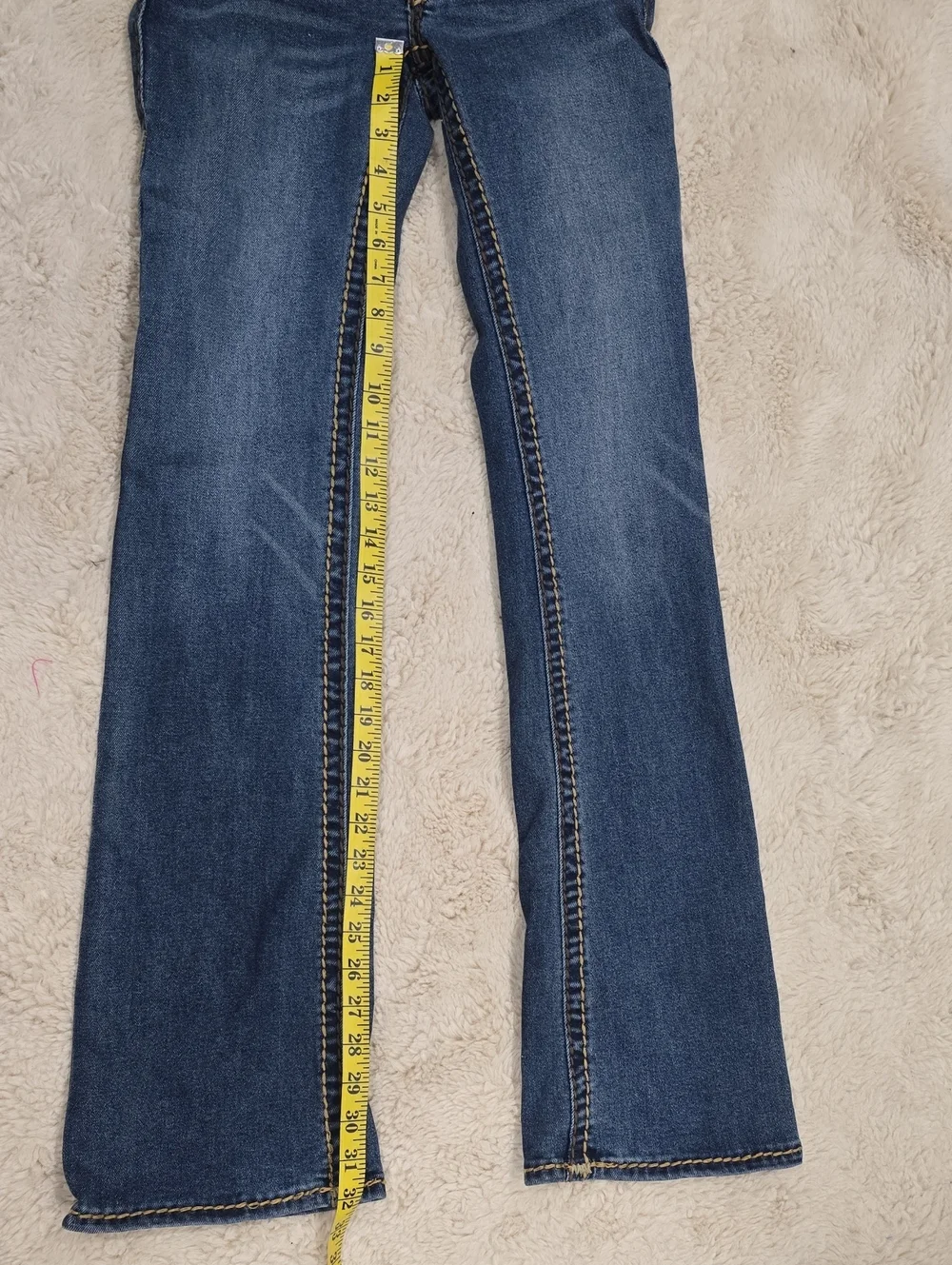 True Religion Women's Dark Blue Skinny Jeans with Contrasting Stitching - Picture 3 of 6